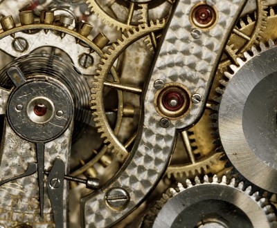 Bild "Bilder:Innards_of_an_AI-139a_mechanical_watch.jpg"